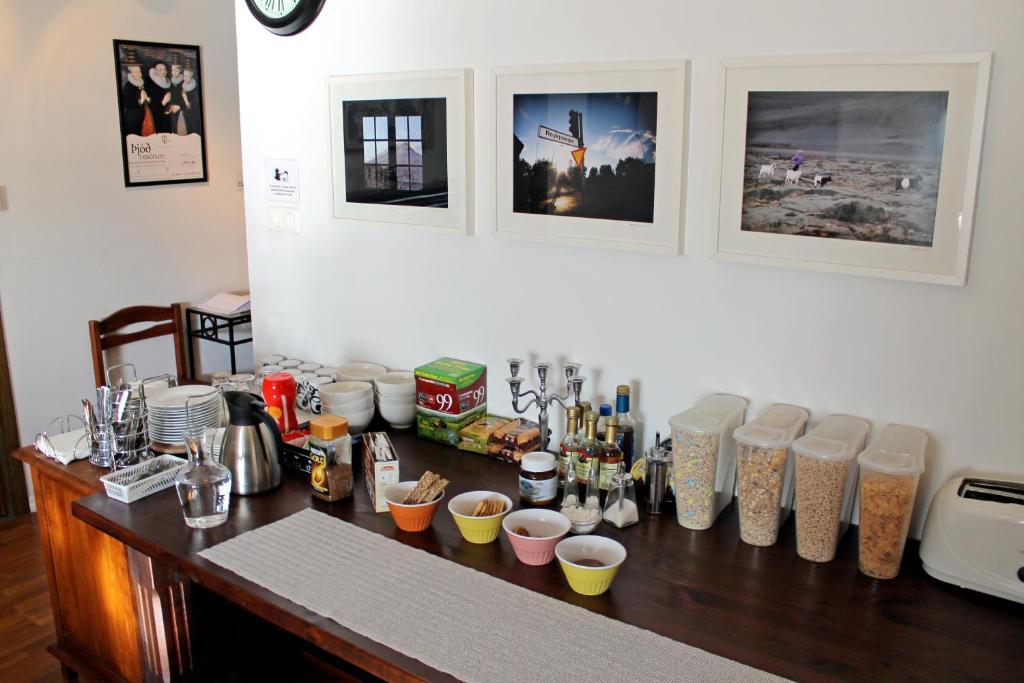 Husavik Guesthouse Bagian luar foto